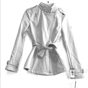 New Kenneth Cole reaction raincoat